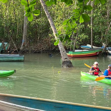 El Pulpo Safari Lodge Ojochal Bagian luar foto